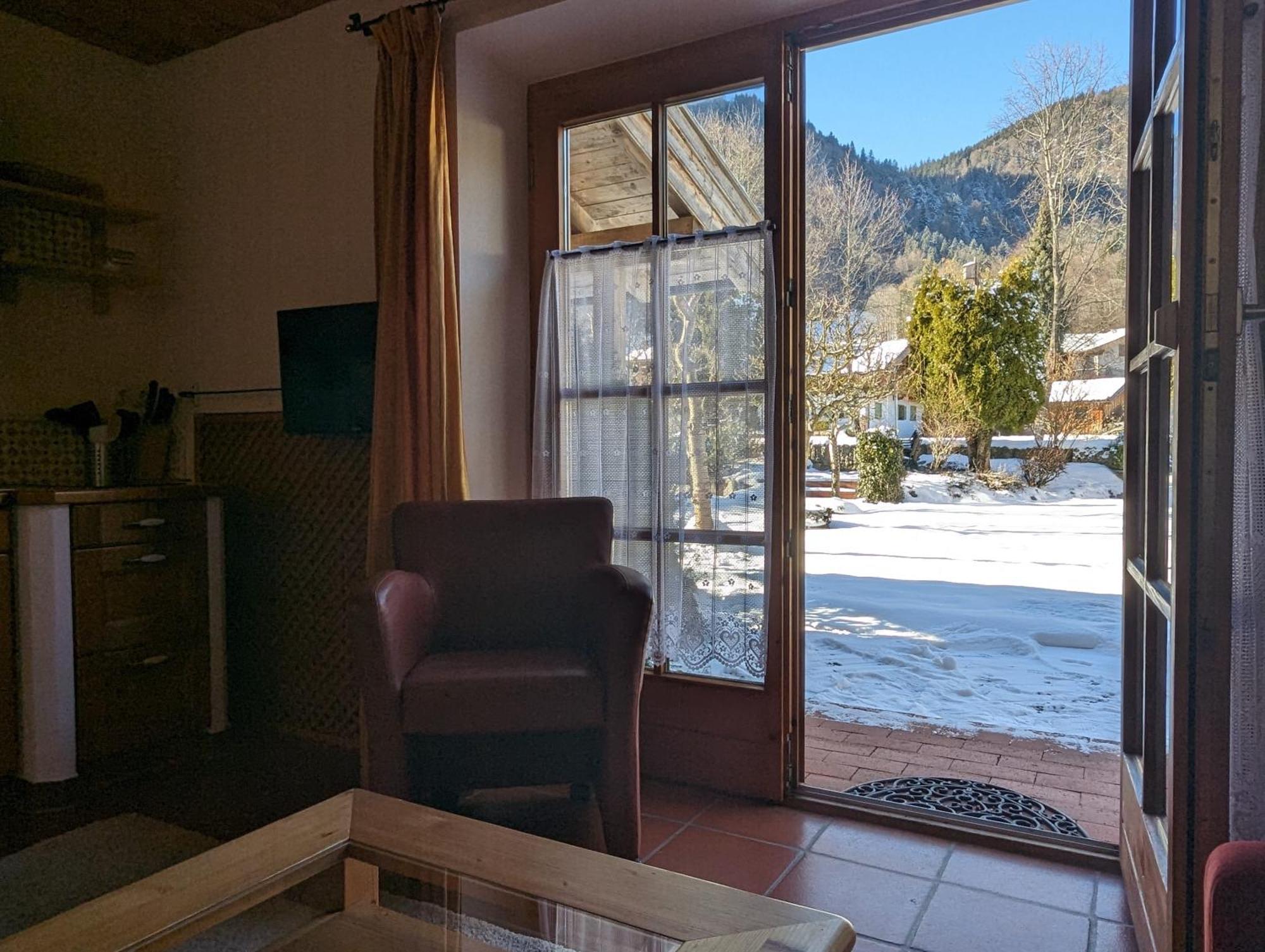 Ferienwohnung Roesslstube ルーポルディング エクステリア 写真